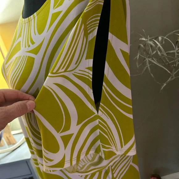 Travelers by Chico’s geo artsy could shoulder sz 1(M) nwot 006 - Picture 4 of 4